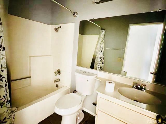 21416 Blossom Hill Ln, Moreno Valley, CA 92557