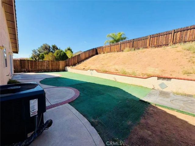 21416 Blossom Hill Ln, Moreno Valley, CA 92557