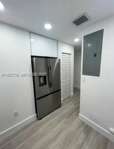 964 N 18th Court, Hollywood, FL 33020