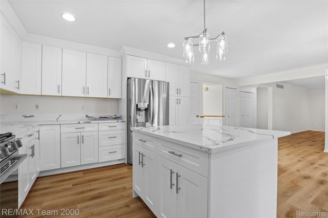 23888 Leighwood Drive, Woodhaven, MI 48183