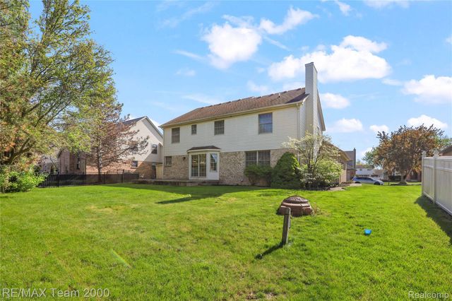 23888 Leighwood Drive, Woodhaven, MI 48183