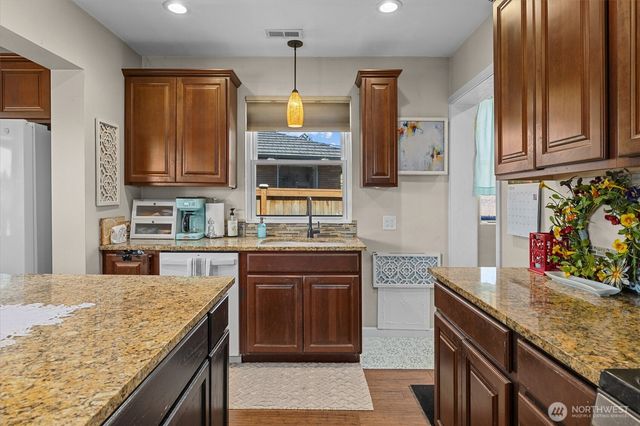5025 Wilmington Avenue, Everett, WA 98203