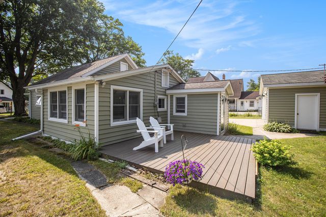 605 Lincoln Avenue, Gilmore Twp, MI 49628