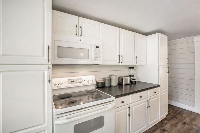 605 Lincoln Avenue, Gilmore Twp, MI 49628