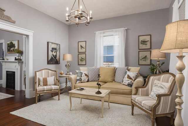 5719 Saint Elmo Avenue, Chattanooga, TN 37409