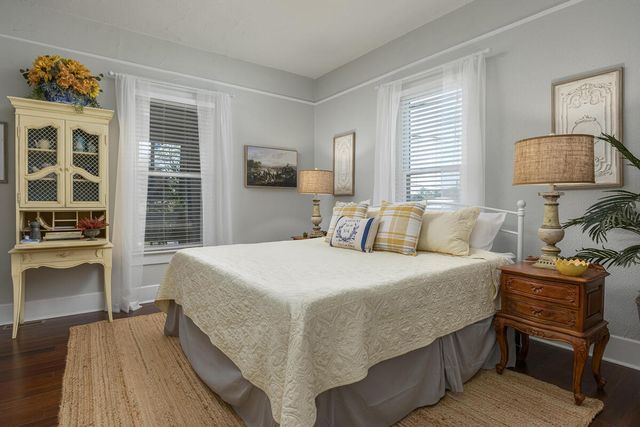 5719 Saint Elmo Avenue, Chattanooga, TN 37409