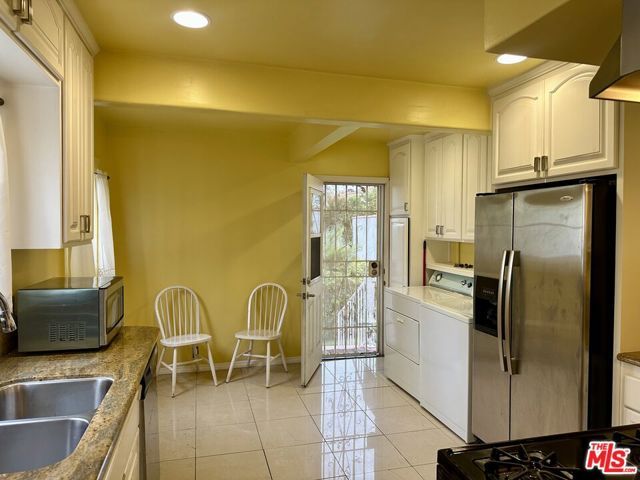 1252 S Burnside Avenue, Los Angeles, CA 90019