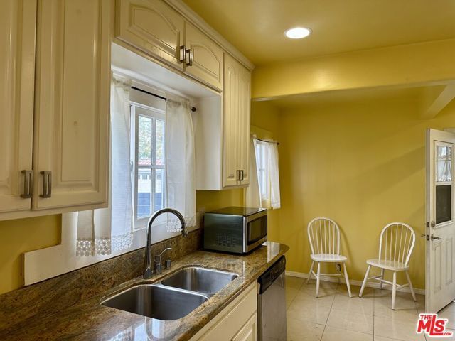 1252 S Burnside Avenue, Los Angeles, CA 90019