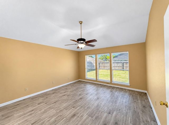 2206 Friarwood Trail, Houston, TX 77339