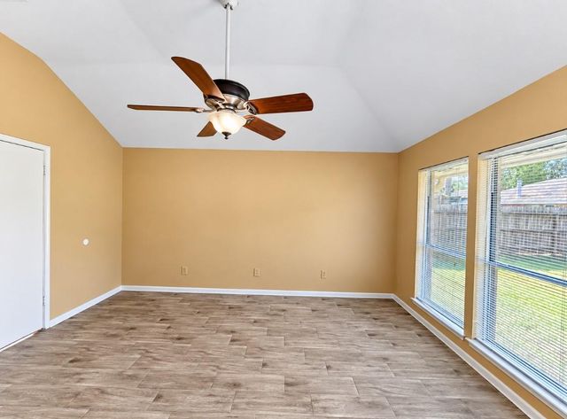 2206 Friarwood Trail, Houston, TX 77339