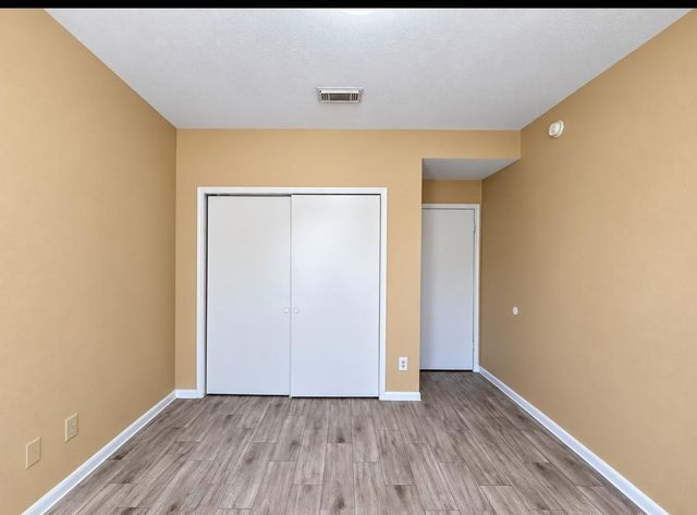 2206 Friarwood Trail, Houston, TX 77339