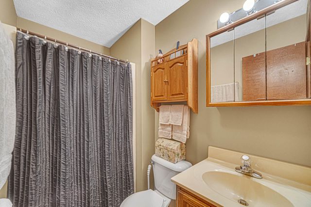 5843 Gardenia Avenue, Portage, IN 46368