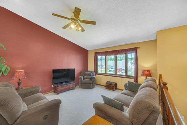 5843 Gardenia Avenue, Portage, IN 46368