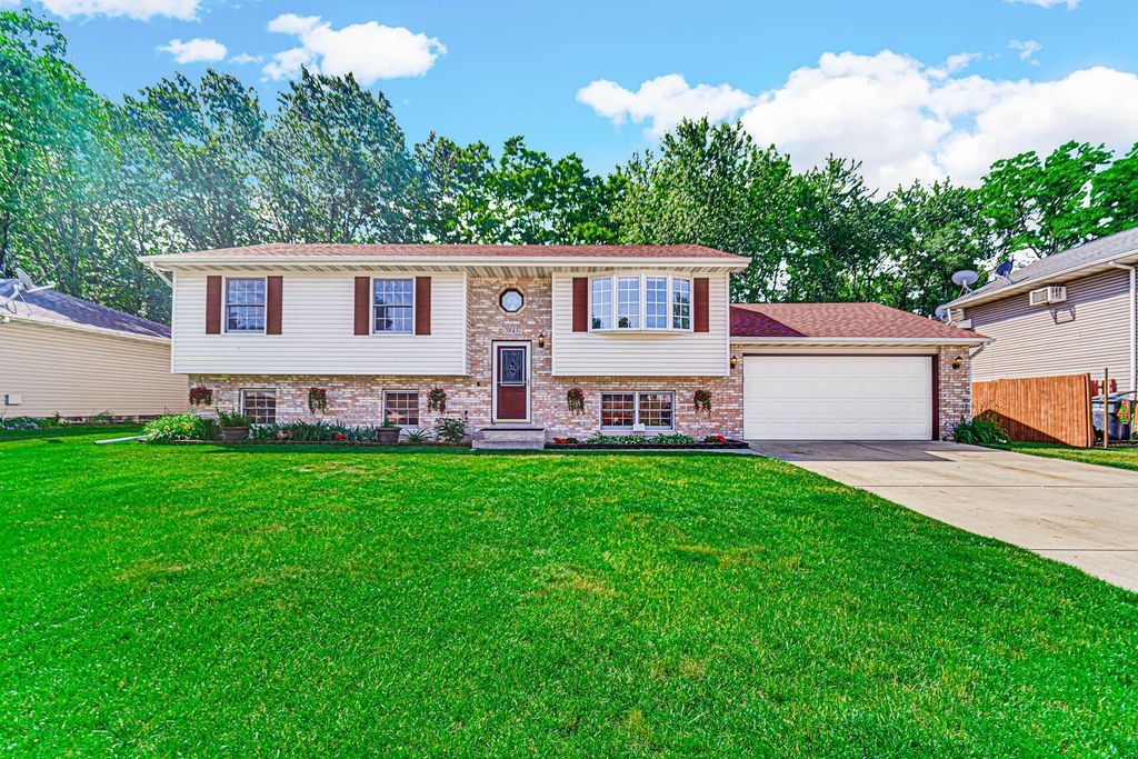 5843 Gardenia Avenue, Portage, IN 46368