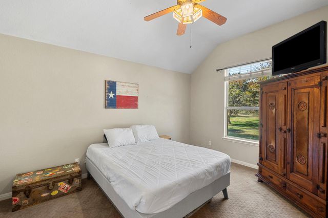 330 Humphrey DR, Buda, TX 78610