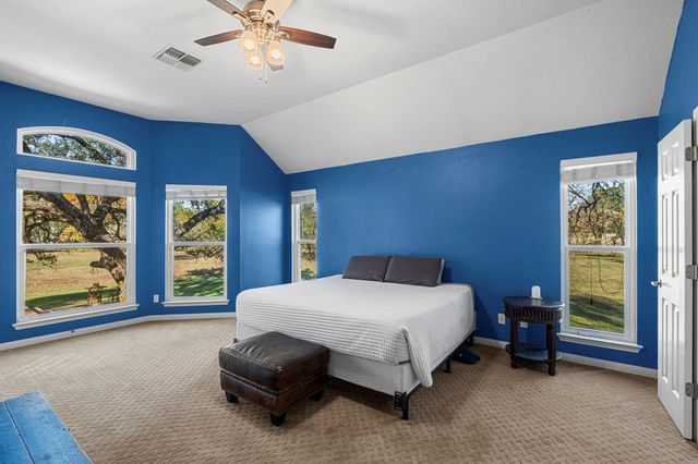 330 Humphrey DR, Buda, TX 78610