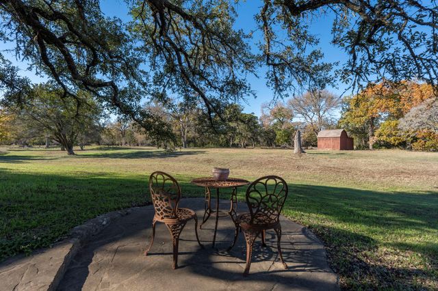 330 Humphrey DR, Buda, TX 78610