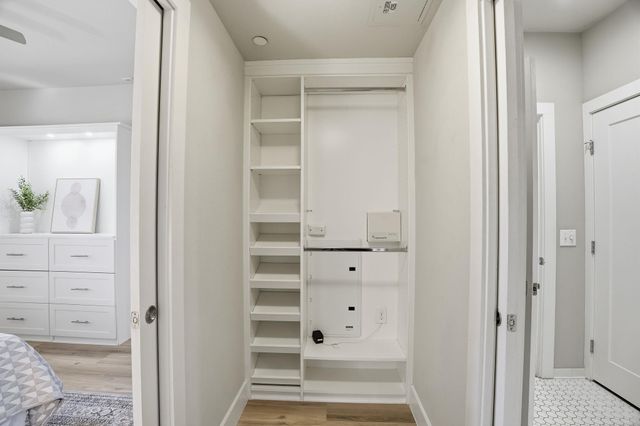 2805 Dulce LN 1002, Austin, TX 78704