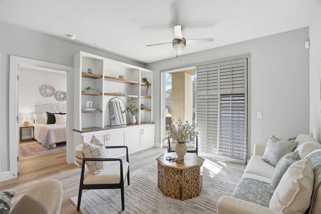 2805 Dulce LN 1002, Austin, TX 78704