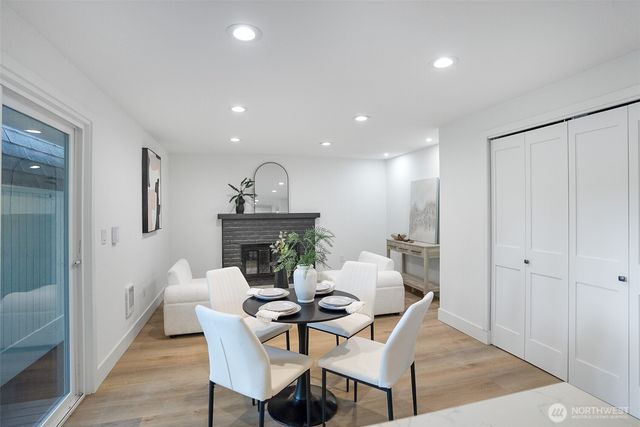 14048 108th Avenue NE, Kirkland, WA 98034