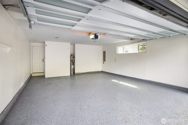14048 108th Avenue NE, Kirkland, WA 98034