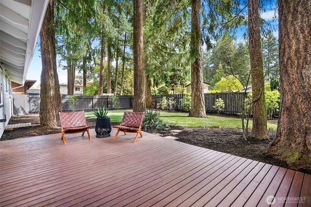14048 108th Avenue NE, Kirkland, WA 98034