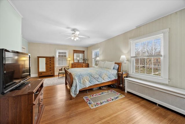 426 N Scoville Avenue, Oak Park, IL 60302