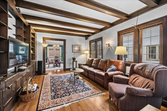 426 N Scoville Avenue, Oak Park, IL 60302