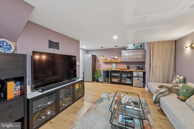 1720 W OXFORD ST, Philadelphia, PA 19121