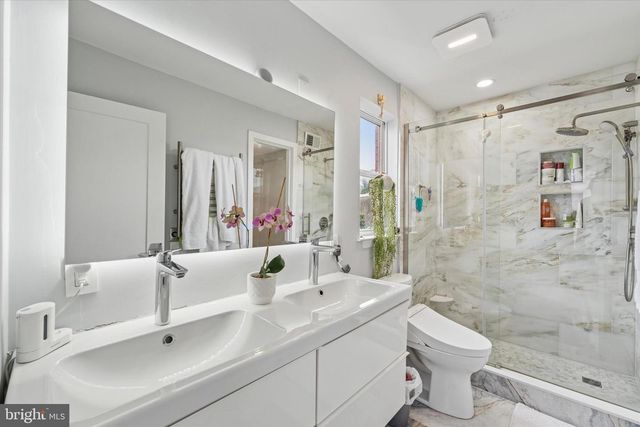 1720 W OXFORD ST, Philadelphia, PA 19121