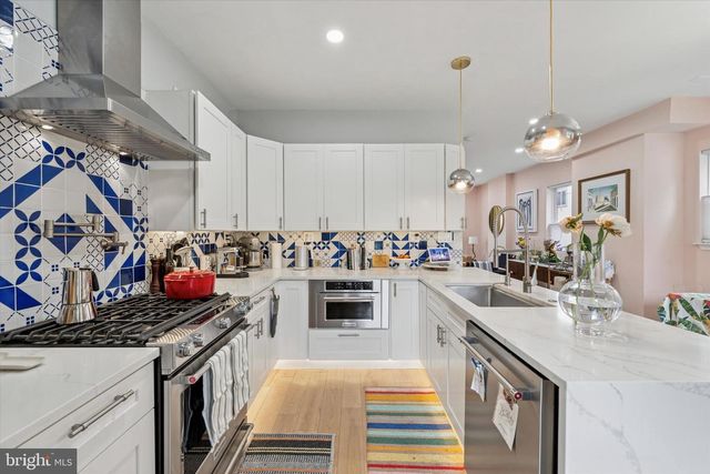 1720 W OXFORD ST, Philadelphia, PA 19121