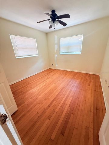 4900 5TH STREET S, St Petersburg, FL 33705