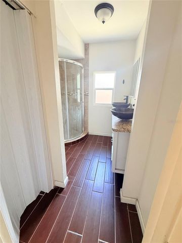 4900 5TH STREET S, St Petersburg, FL 33705