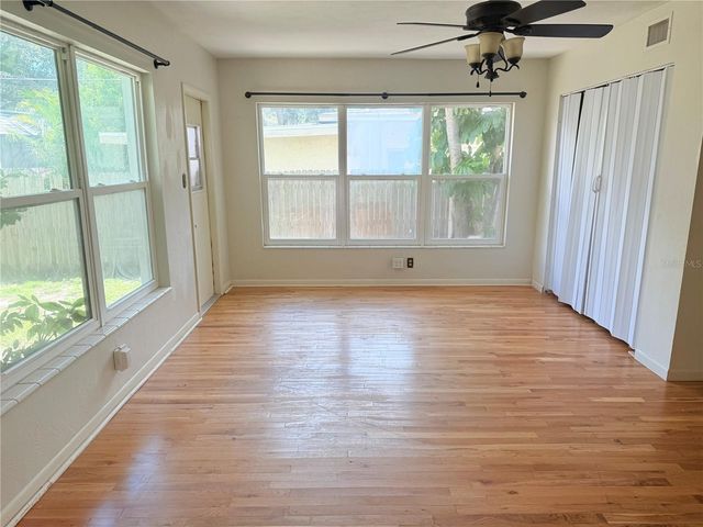 4900 5TH STREET S, St Petersburg, FL 33705