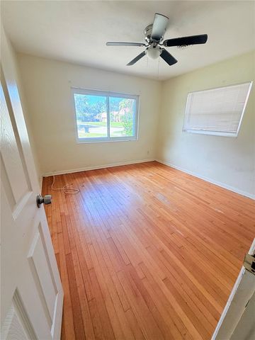 4900 5TH STREET S, St Petersburg, FL 33705