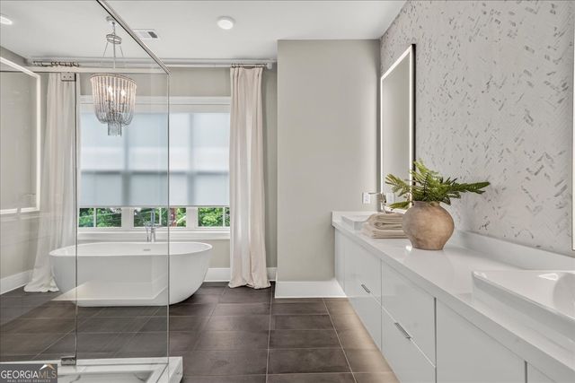 574 Boulevard Place NE 12, Atlanta, GA 30308