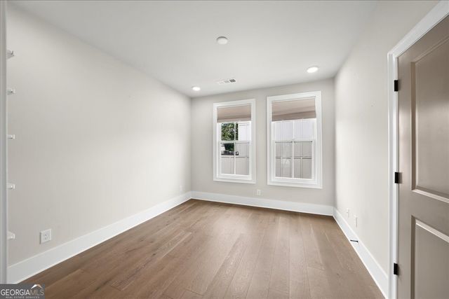 574 Boulevard Place NE 12, Atlanta, GA 30308