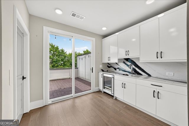 574 Boulevard Place NE 12, Atlanta, GA 30308
