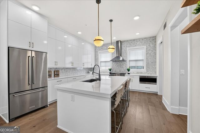 574 Boulevard Place NE 12, Atlanta, GA 30308