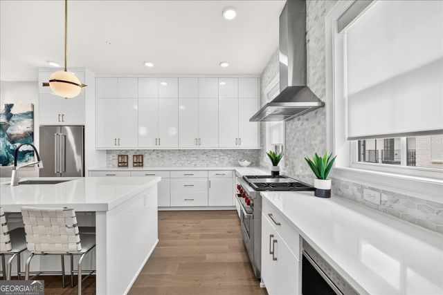 574 Boulevard Place NE 12, Atlanta, GA 30308