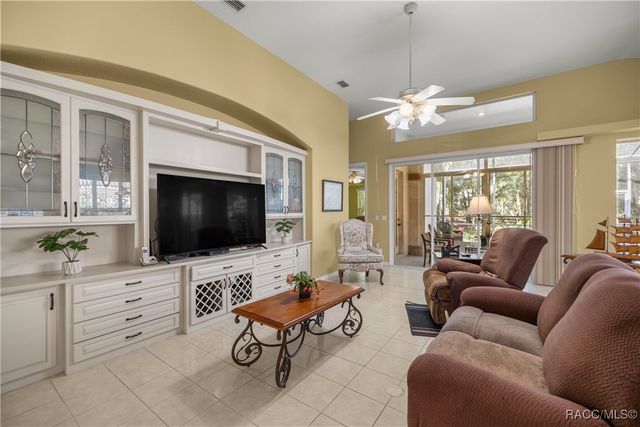 389 W Doerr Path, Hernando, FL 34442