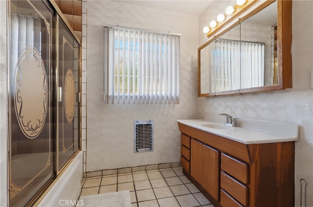 13003 Daphne, Gardena, CA 90249 — photo 3