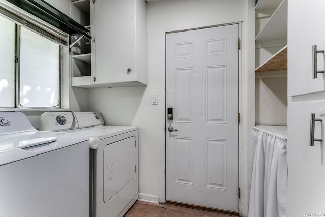 4302 Flint Hill ST, San Antonio, TX 78230