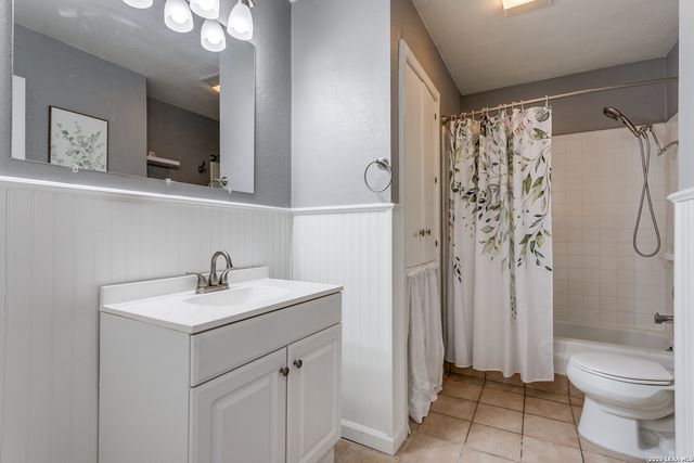 4302 Flint Hill ST, San Antonio, TX 78230