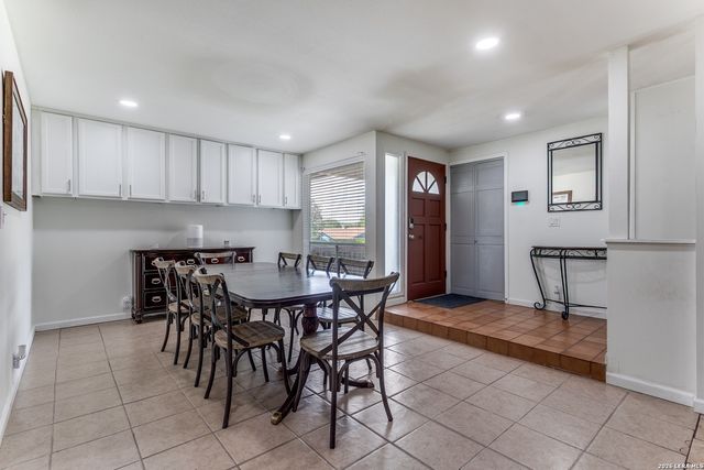 4302 Flint Hill ST, San Antonio, TX 78230