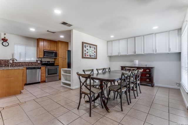 4302 Flint Hill ST, San Antonio, TX 78230