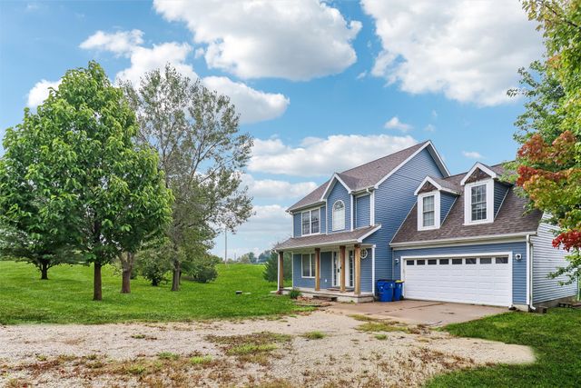 113 N 58th Place, Cumming, IA 50061