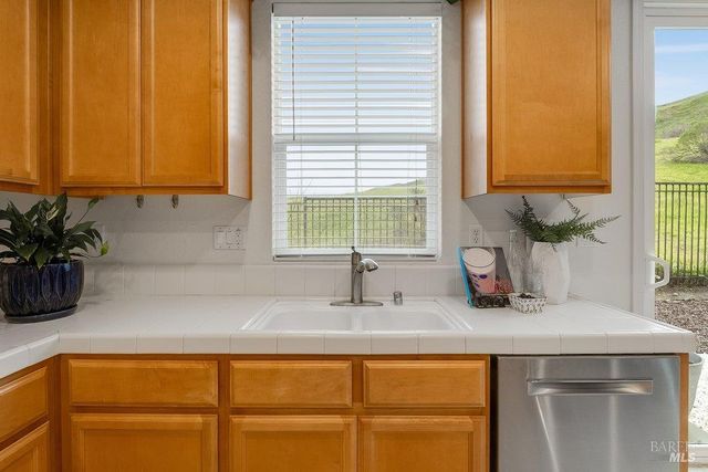 6606 Deerfield Dr, Vallejo, CA 94591