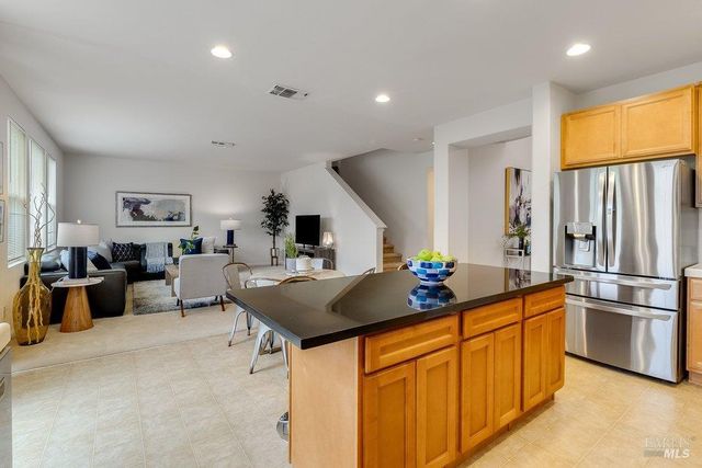 6606 Deerfield Dr, Vallejo, CA 94591