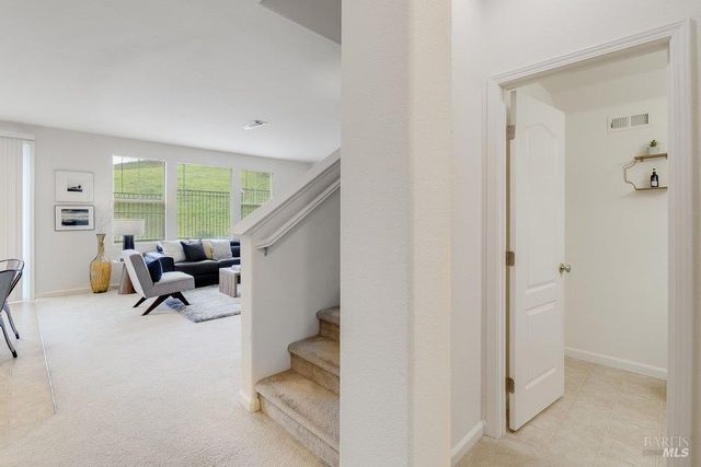 6606 Deerfield Dr, Vallejo, CA 94591